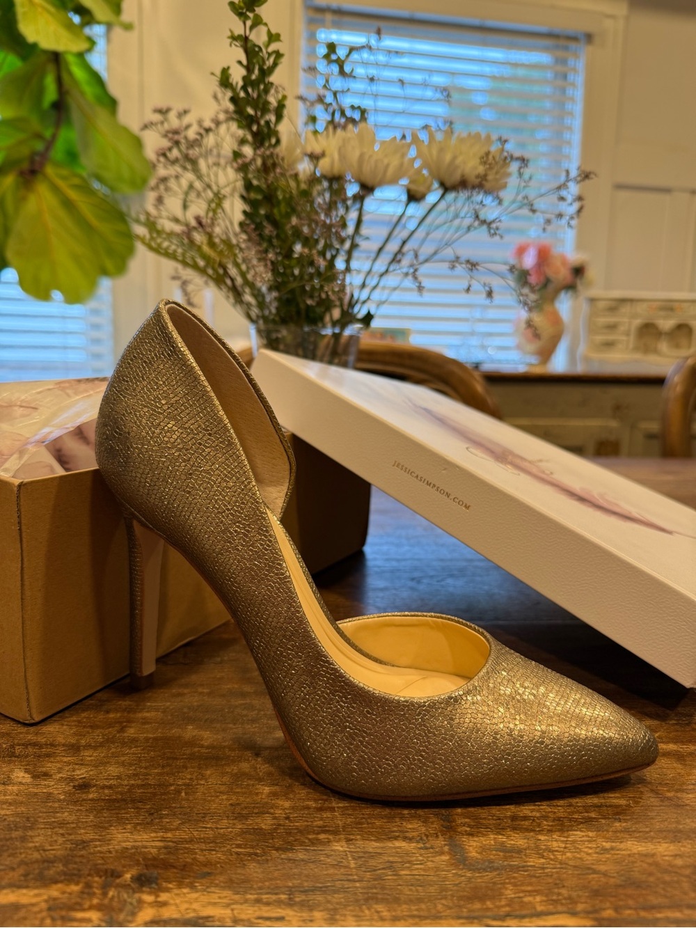 Jessica Simpson Prizma Pump in Bronze Glistening Lizard - 7M